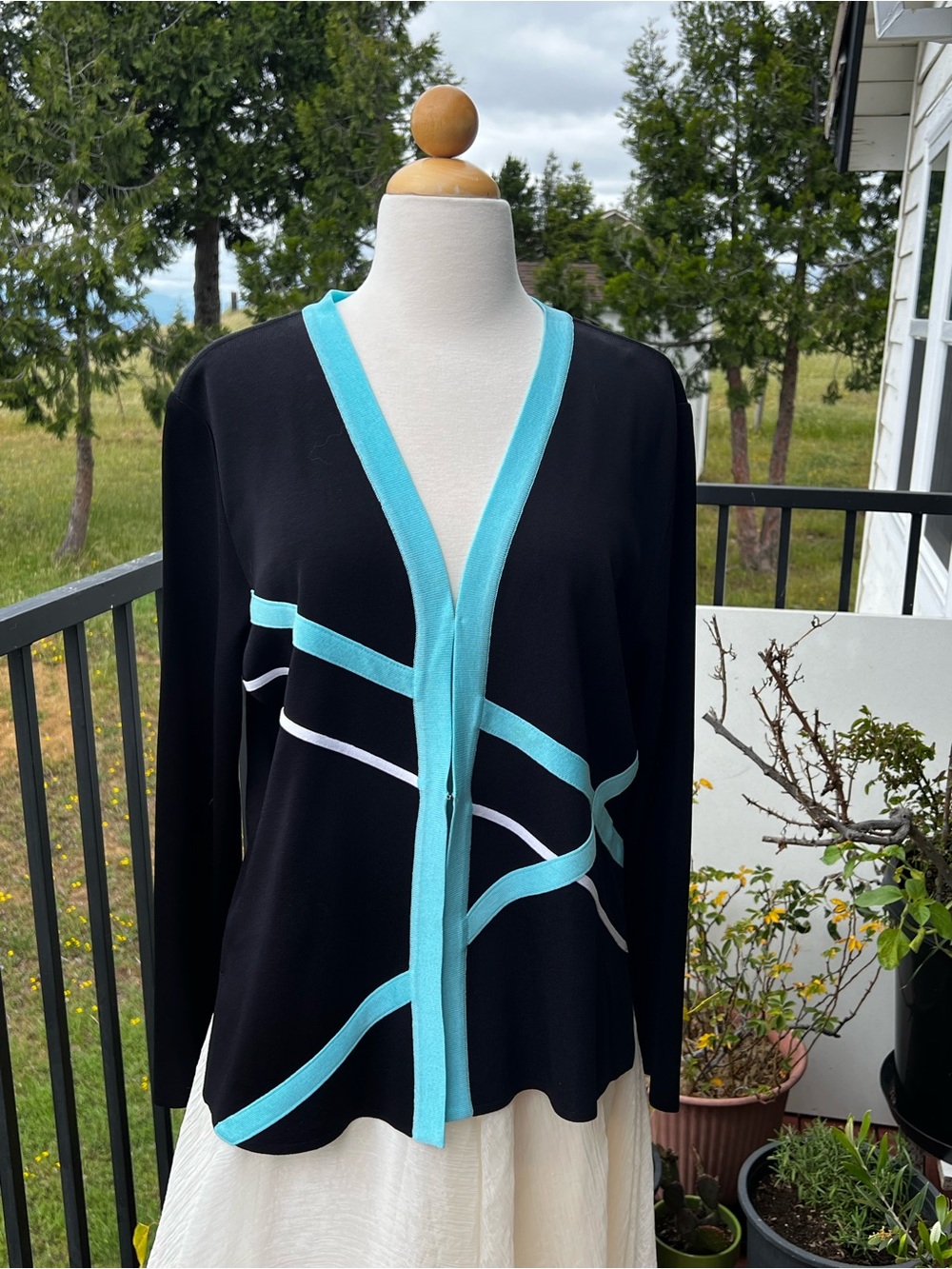 Exclusively Misook  XL Open Jacket Cardigan Sweater Long Sleeve Knit Black Blue